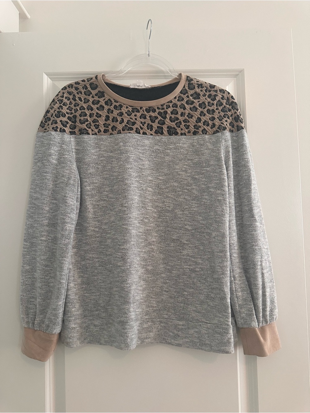 THML Leopard Print Colorblock Top Gray Knit Animal Print Long Sleeve